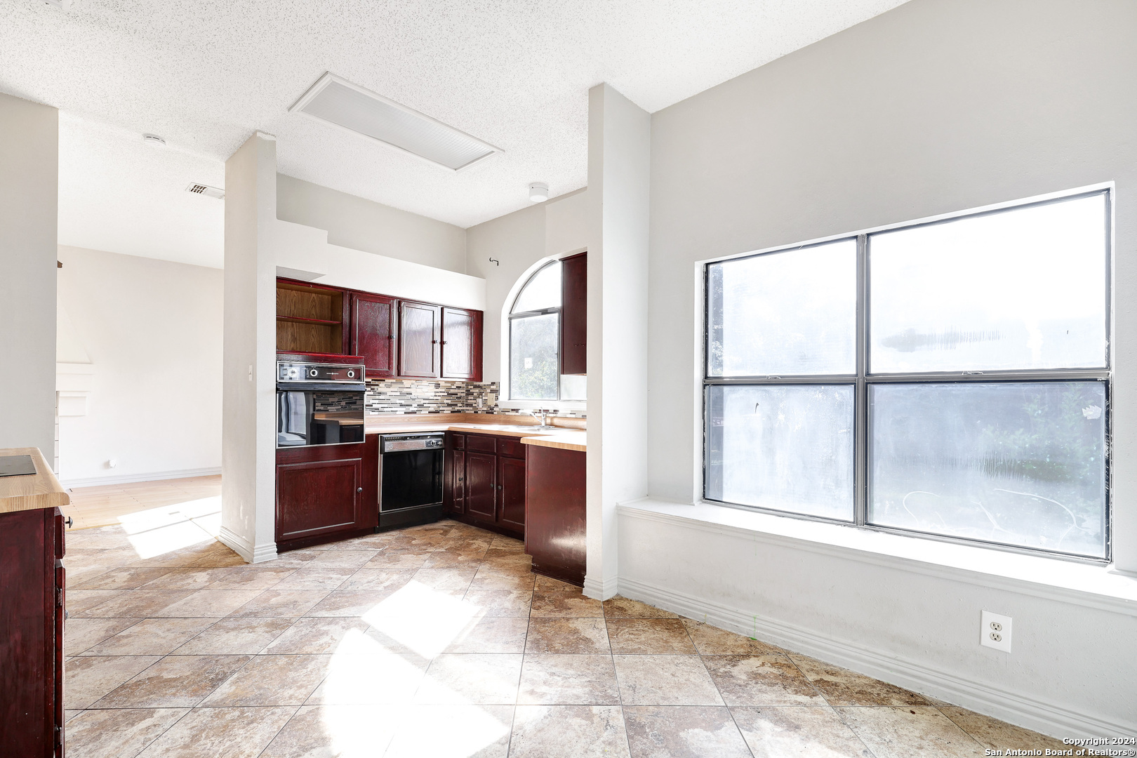 5986 Sunrise Bend Drive San Antonio TX 78244