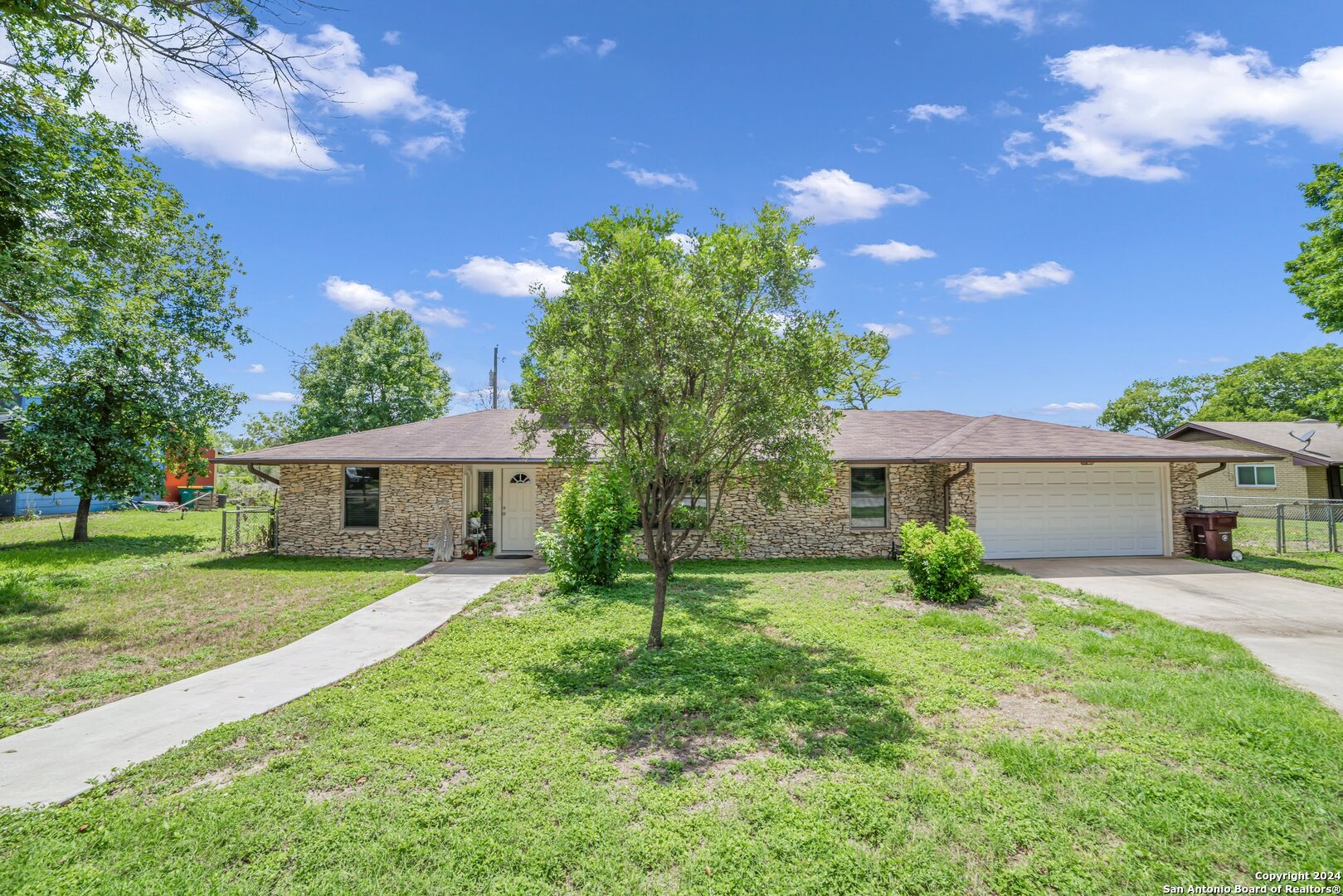 121 Karm Street Castroville TX 78009