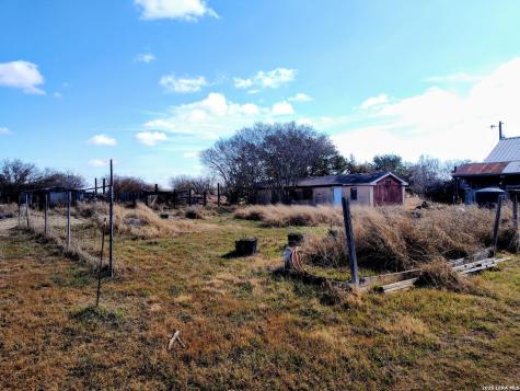 1641 County Road 223 Floresville TX 78114