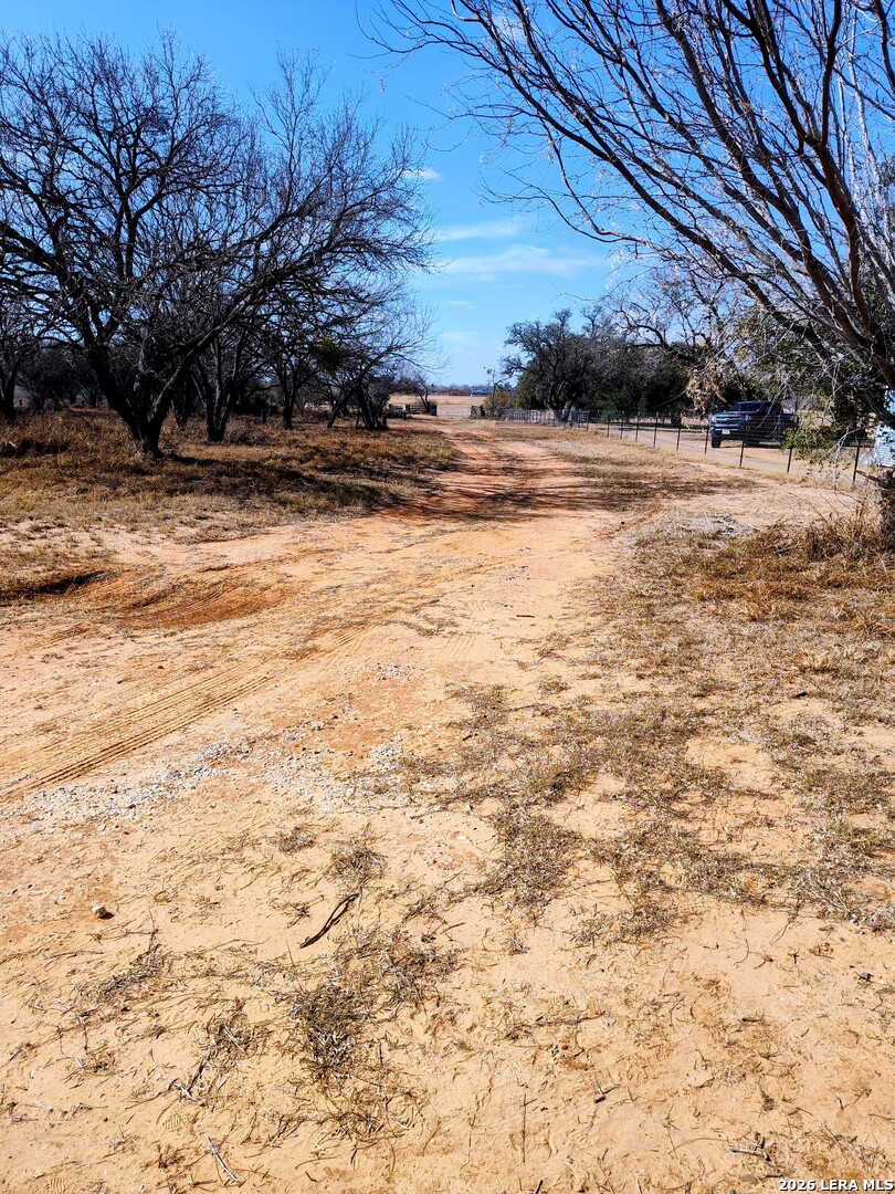 1641 County Road 223 Floresville TX 78114