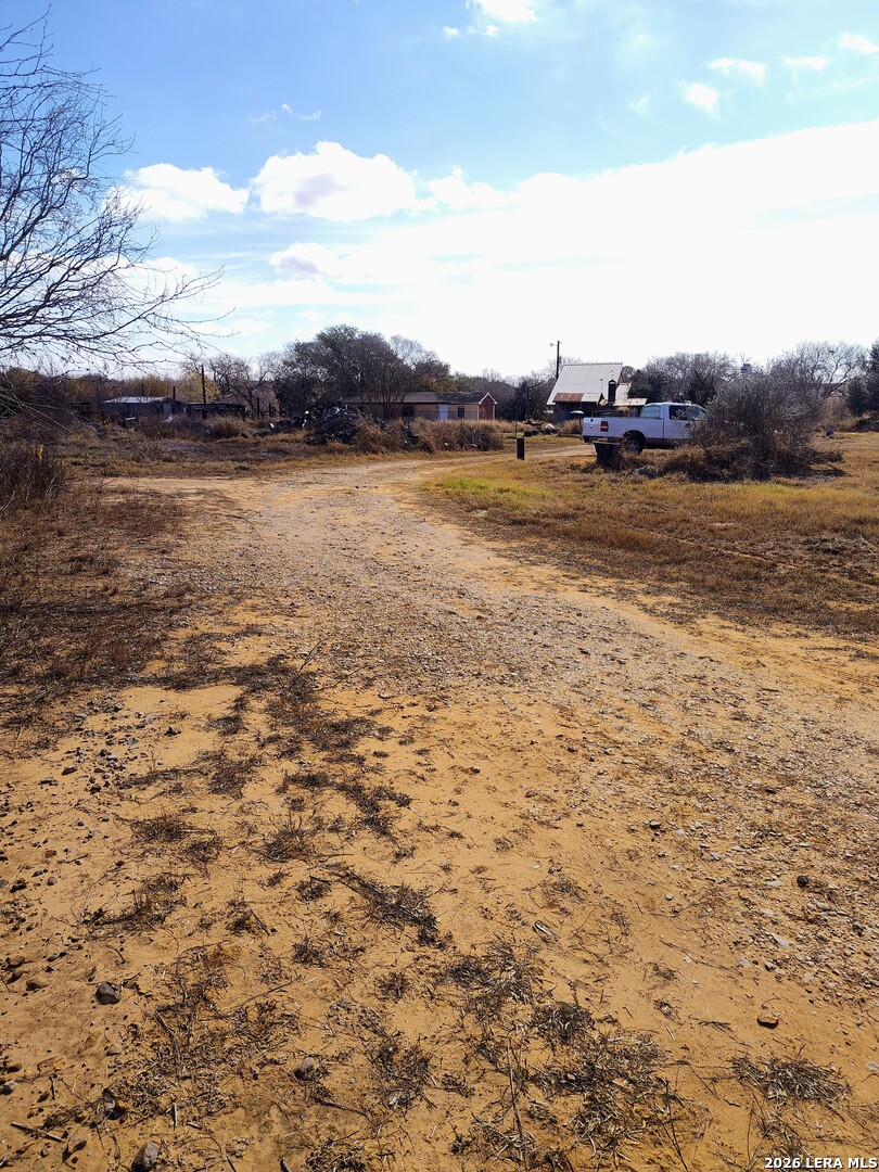 1641 County Road 223 Floresville TX 78114