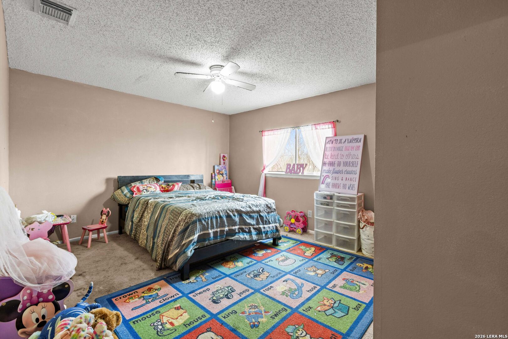 8146 Easy Meadow Converse TX 78109