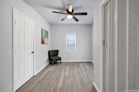 154 W Zavalla San Antonio TX 78204