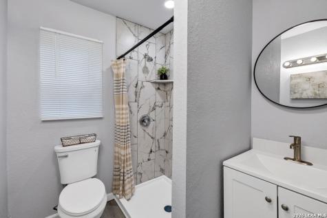 154 W Zavalla San Antonio TX 78204