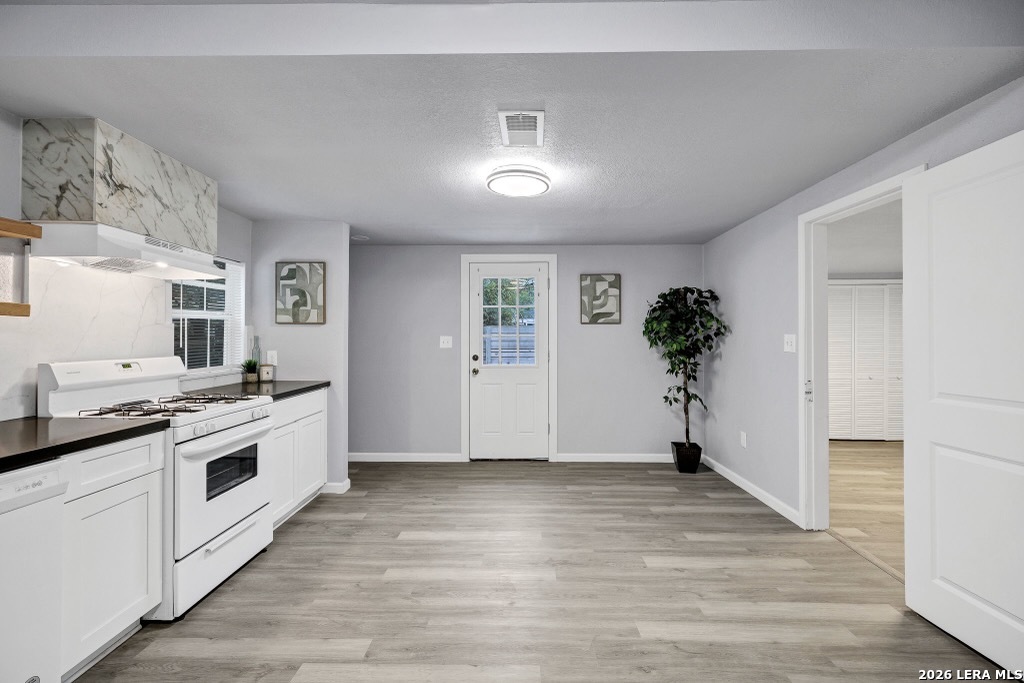154 W Zavalla San Antonio TX 78204