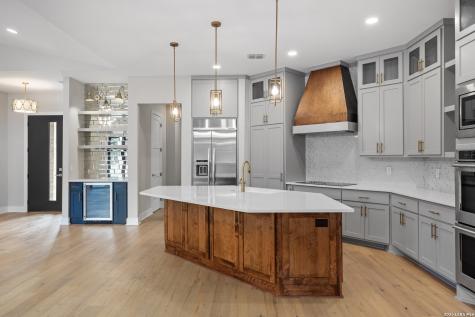 845 Coronado Kerrville TX 78028