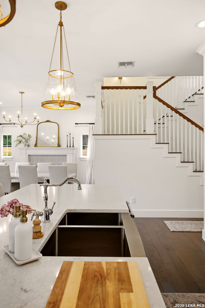 301 Ogden Lane Alamo Heights TX 78209