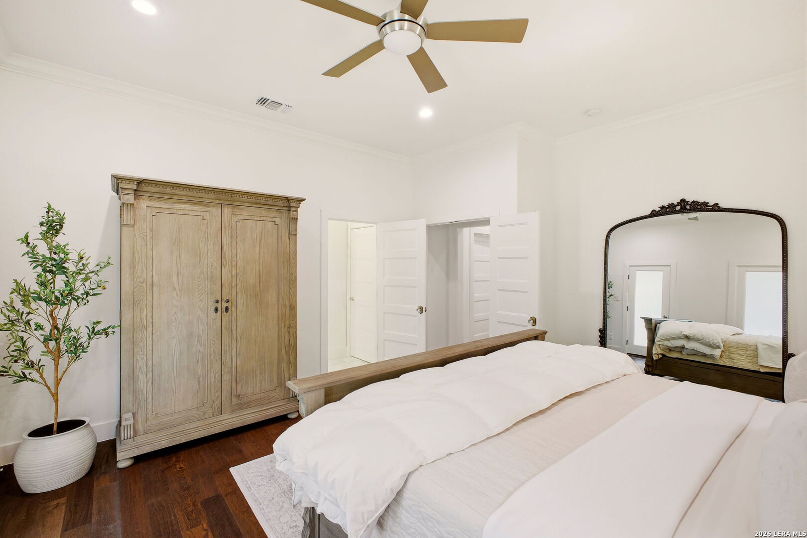 301 Ogden Lane Alamo Heights TX 78209
