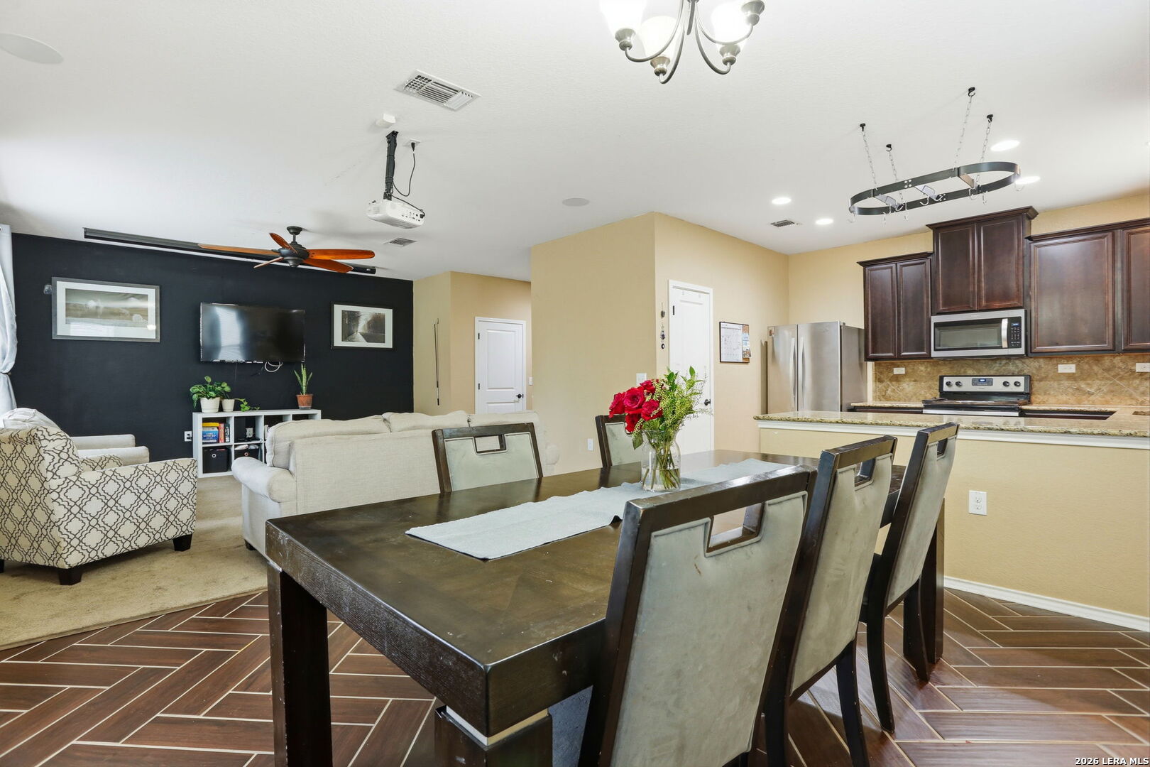 7455 Primrose Post San Antonio TX 78218