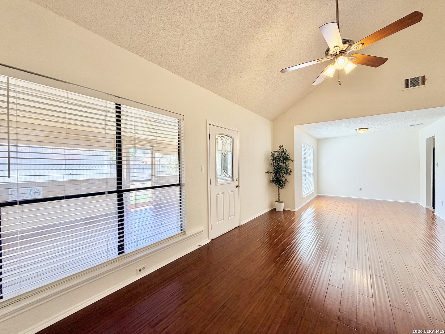 6814 Quail Lake San Antonio TX 78244