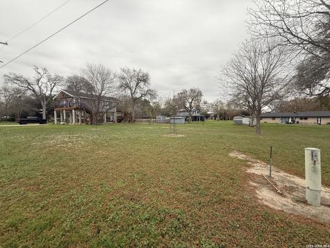 112 Lake Forrest Drive Seguin TX 78155