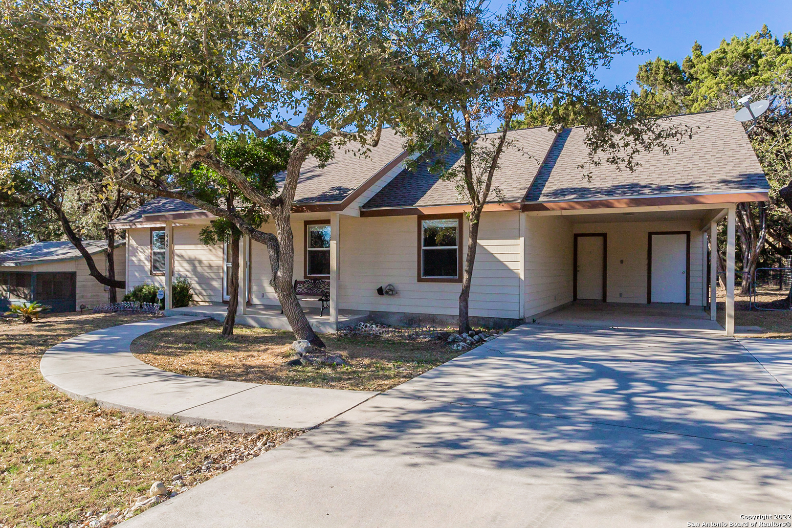 448 Rainbow Drive Lakehills TX 78063