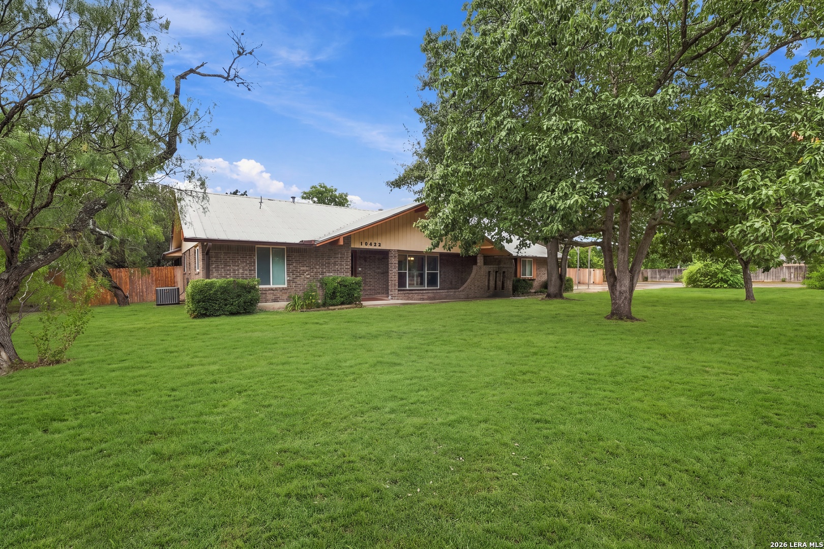 10422 Rocking M Helotes TX 78023