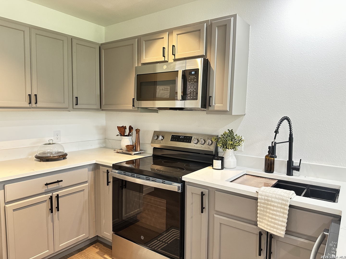 259 E Baetz Boulevard San Antonio TX 78221