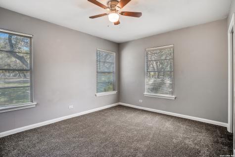102 Krameria Drive Castle Hills TX 78213