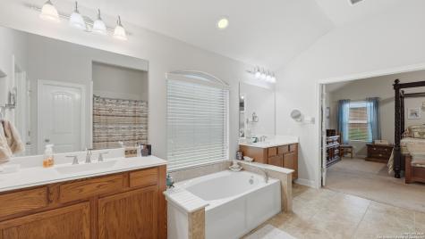 2084 Tejas Pecan New Braunfels TX 78130