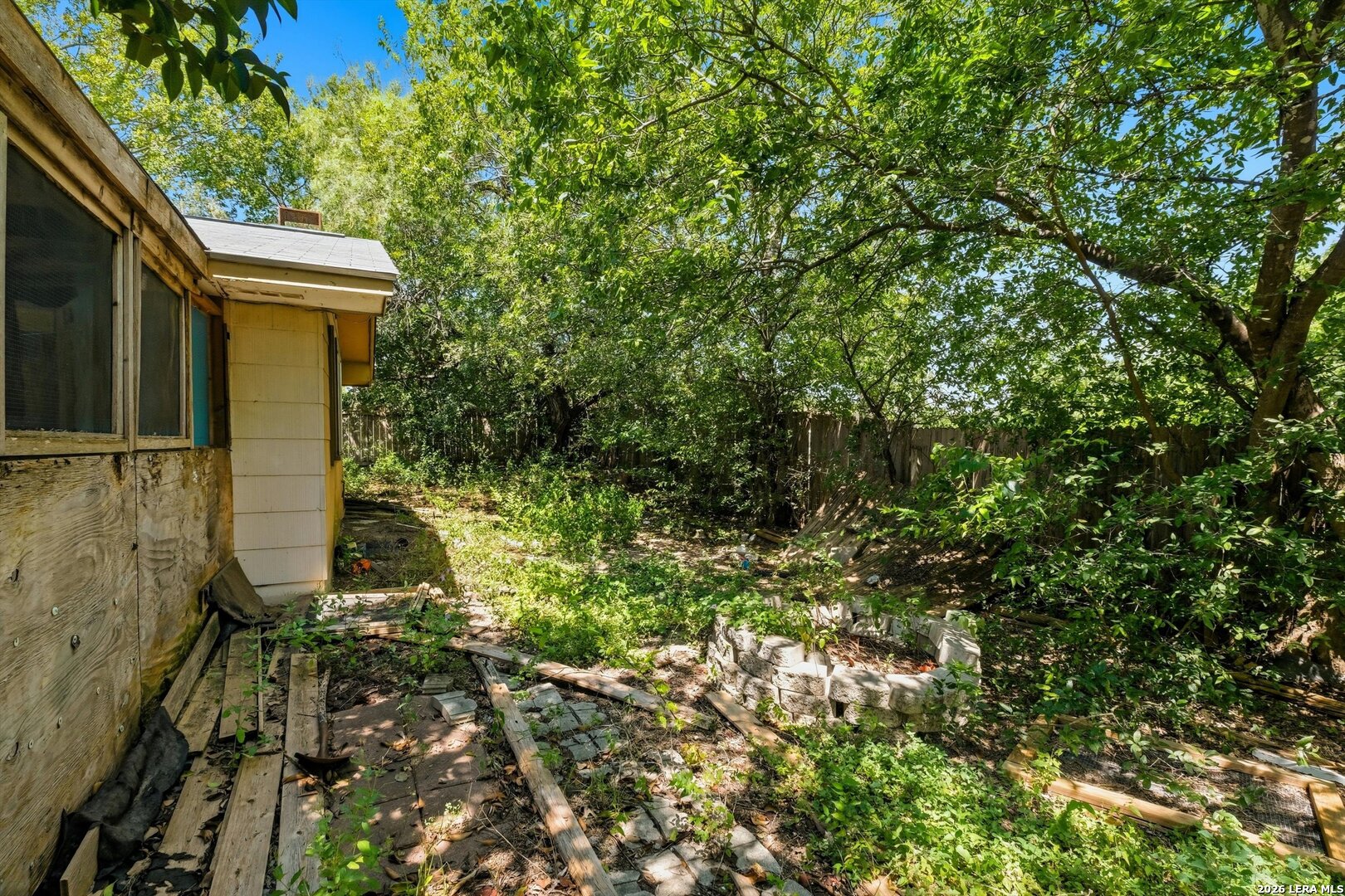 5675 Castle Glade San Antonio TX 78218