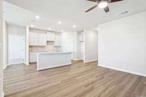 858 Shatterhand Boulevard San Antonio TX 78260