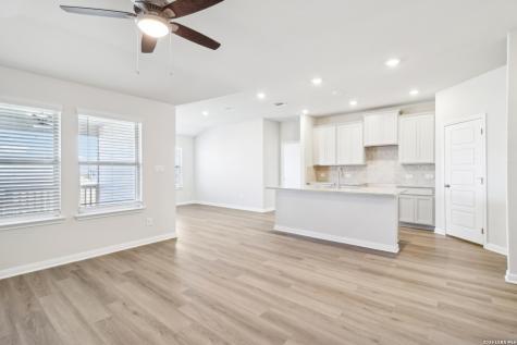 858 Shatterhand Boulevard San Antonio TX 78260