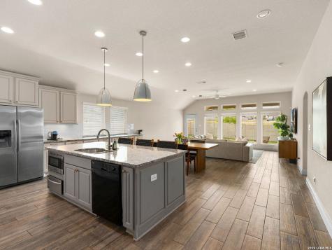 1186 Yaupon Loop New Braunfels TX 78132
