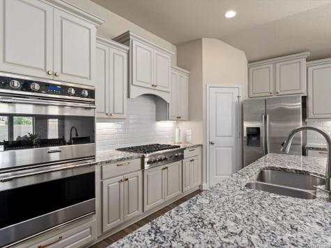 1186 Yaupon Loop New Braunfels TX 78132