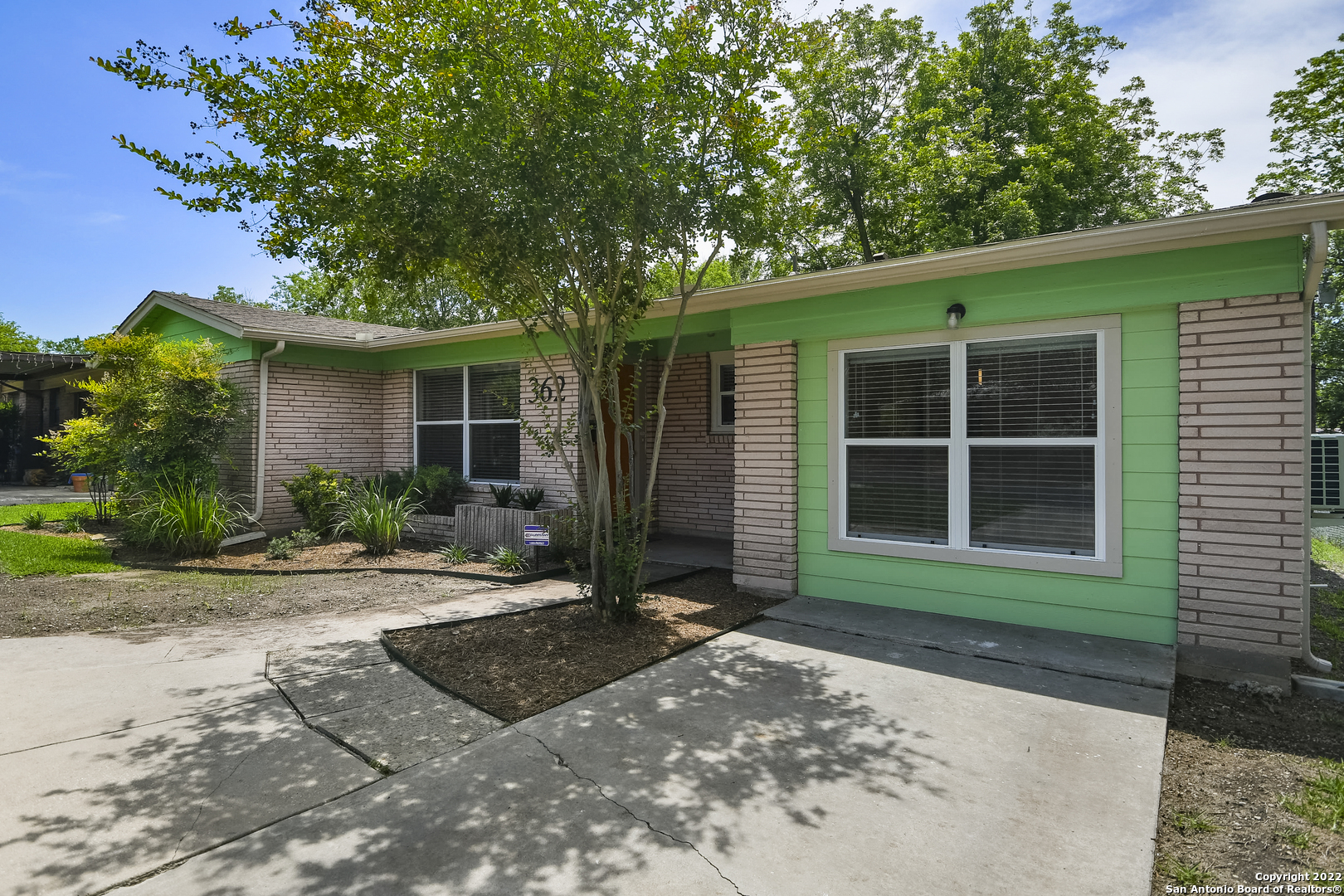 362 Addax Drive San Antonio TX 78213
