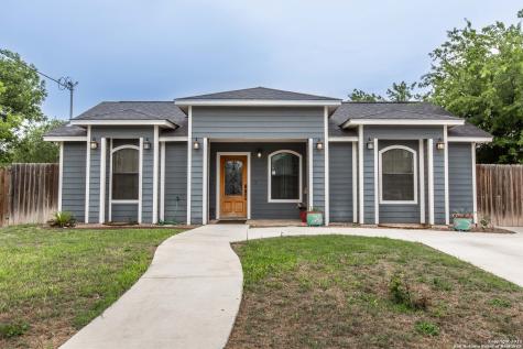 116 W Zaragosa Street Uvalde TX 78801