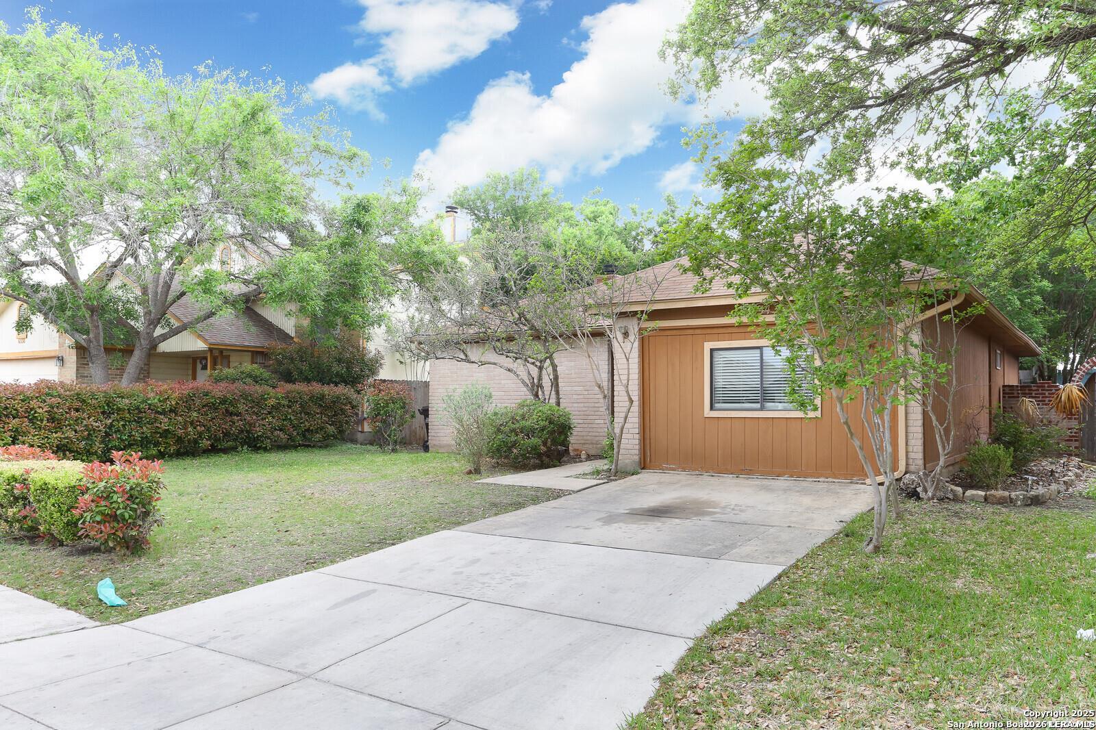 6334 Candleview San Antonio TX 78244