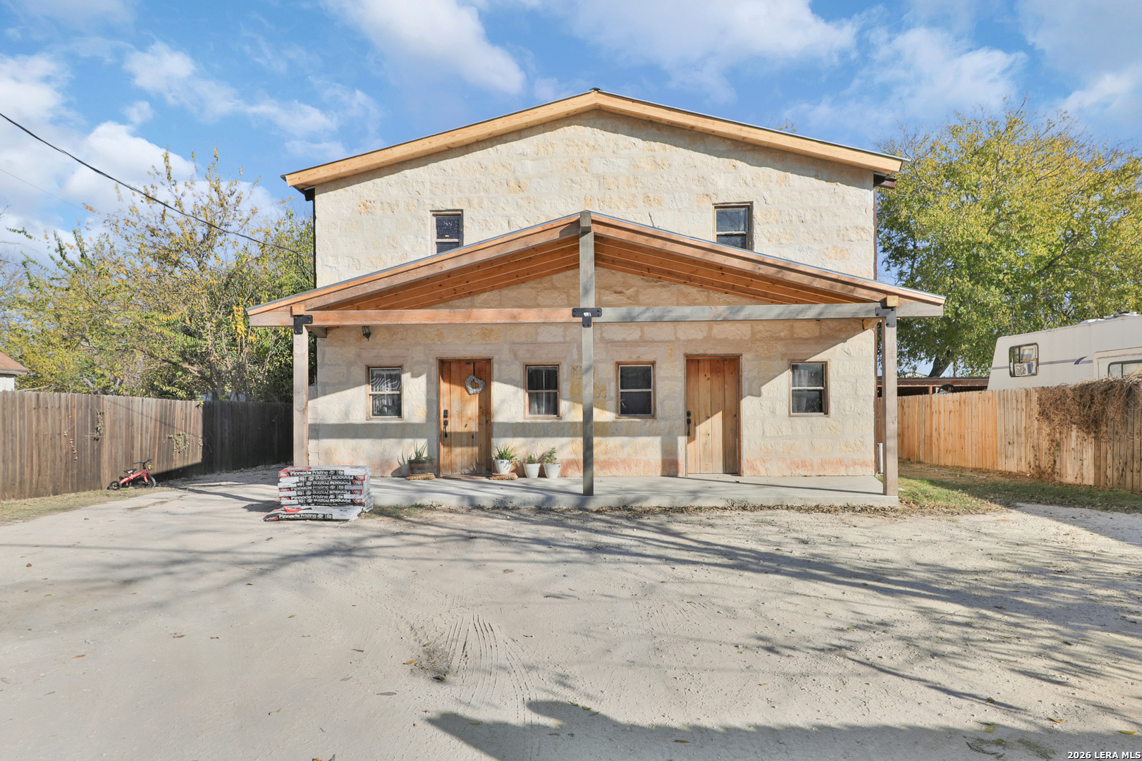 122 Brink Center Point TX 78010