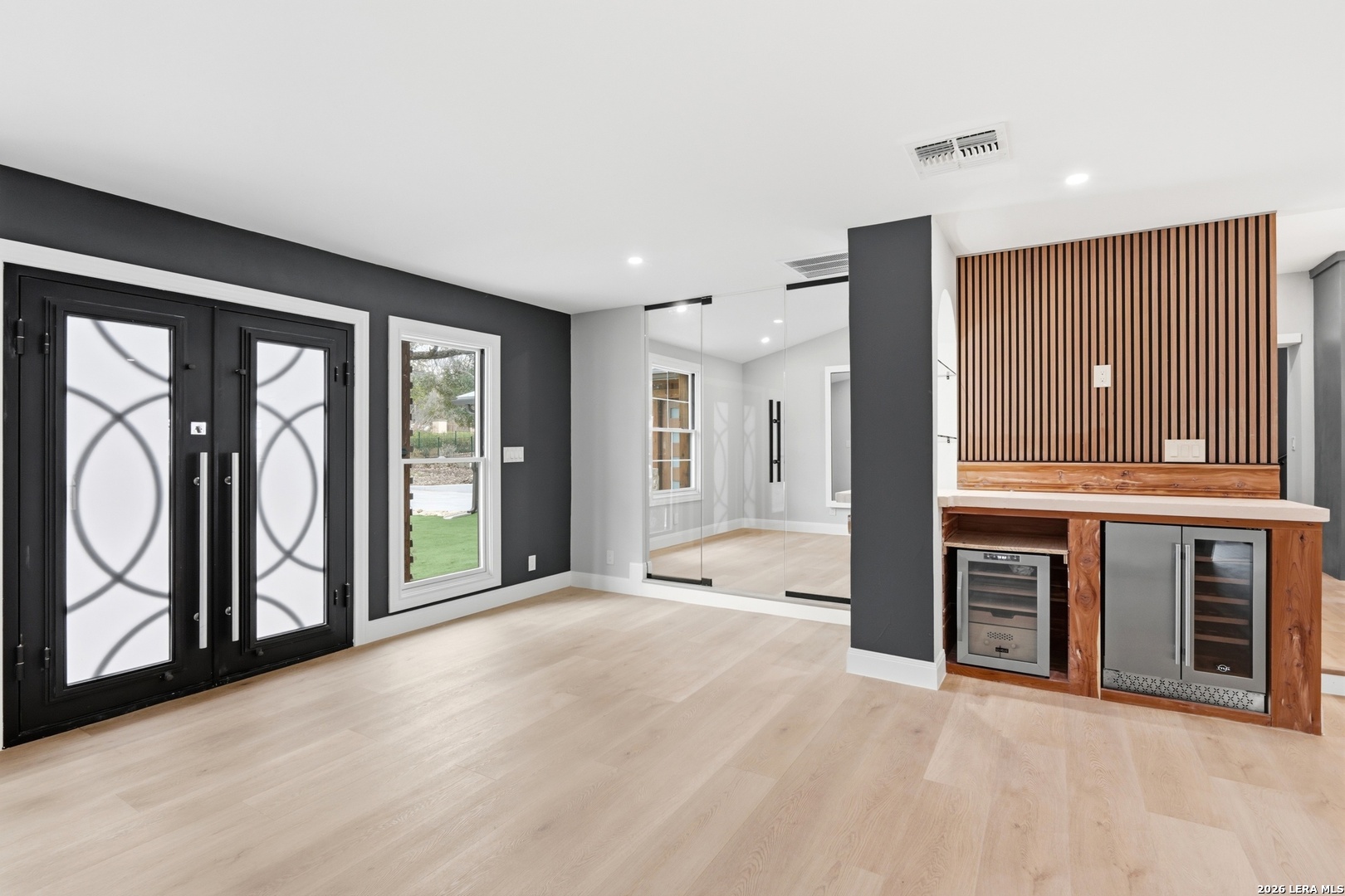 227 E Sunset Road San Antonio TX 78209
