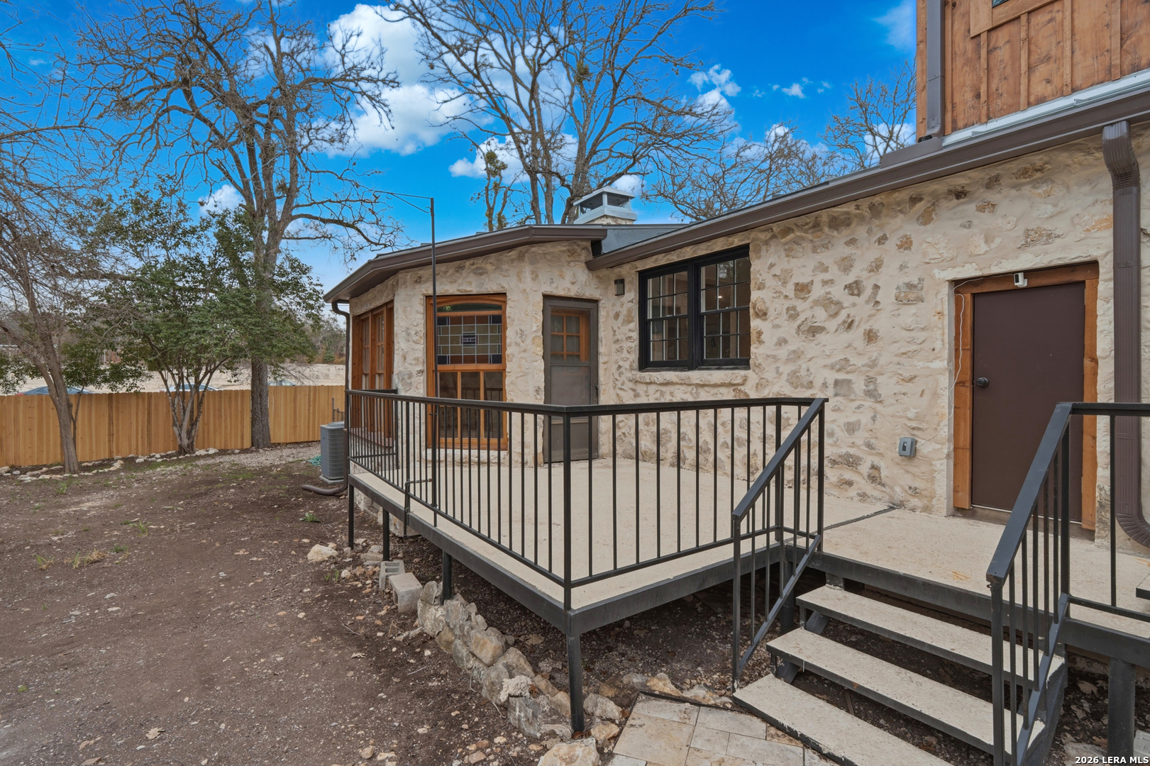 227 E Sunset Road San Antonio TX 78209