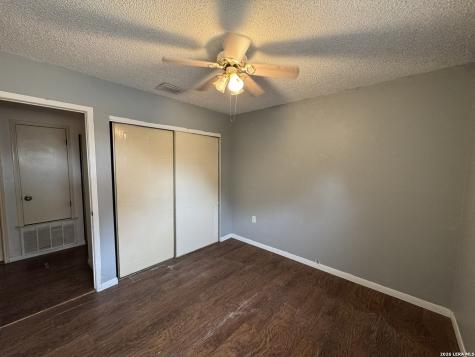 2622 Lakehaven San Antonio TX 78222
