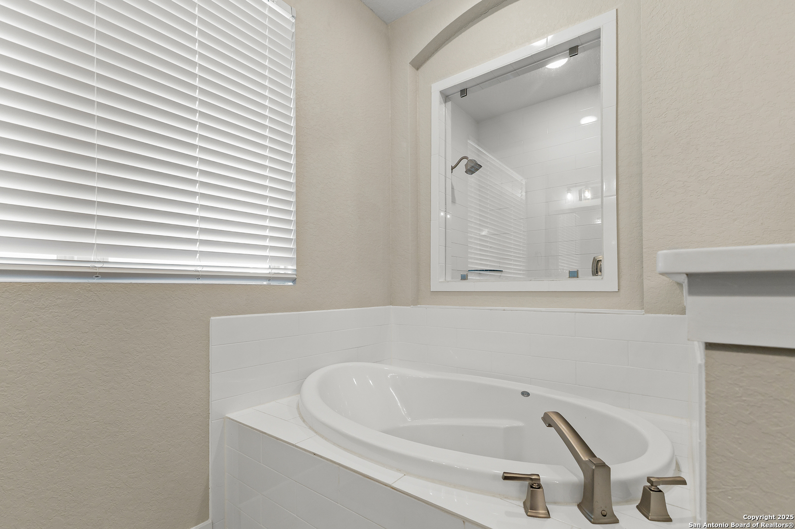 7011 Cantera Manor San Antonio TX 78255