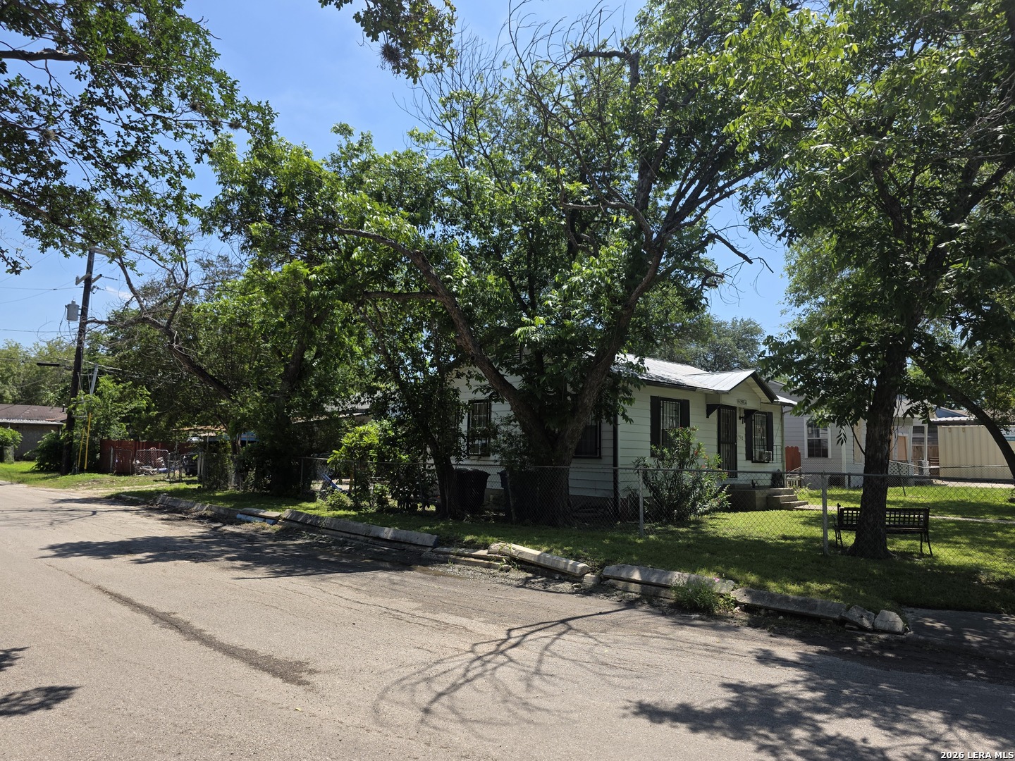 1402 Hermine San Antonio TX 78201