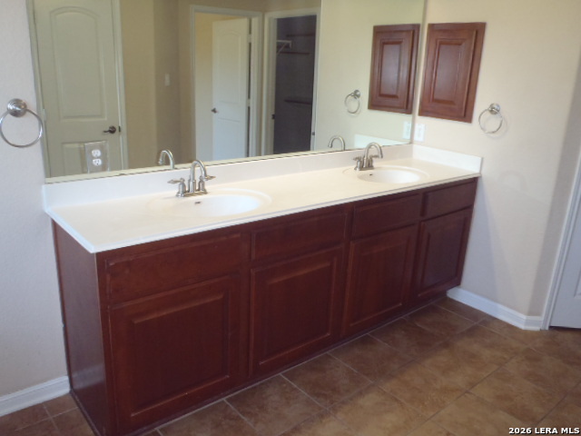2747 Trinity View San Antonio TX 78261