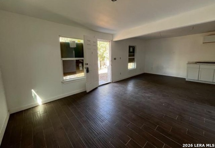 2010 Burnet San Antonio TX 78202