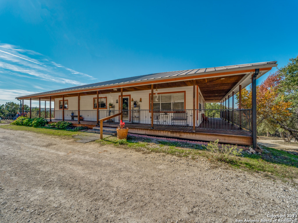 2080 Casa Sierra Canyon Lake TX 78133