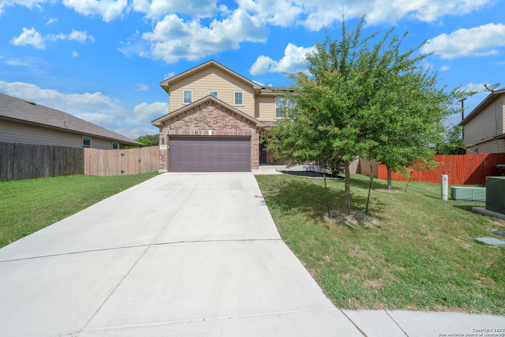 1707 Emerald Edge San Antonio TX 78245
