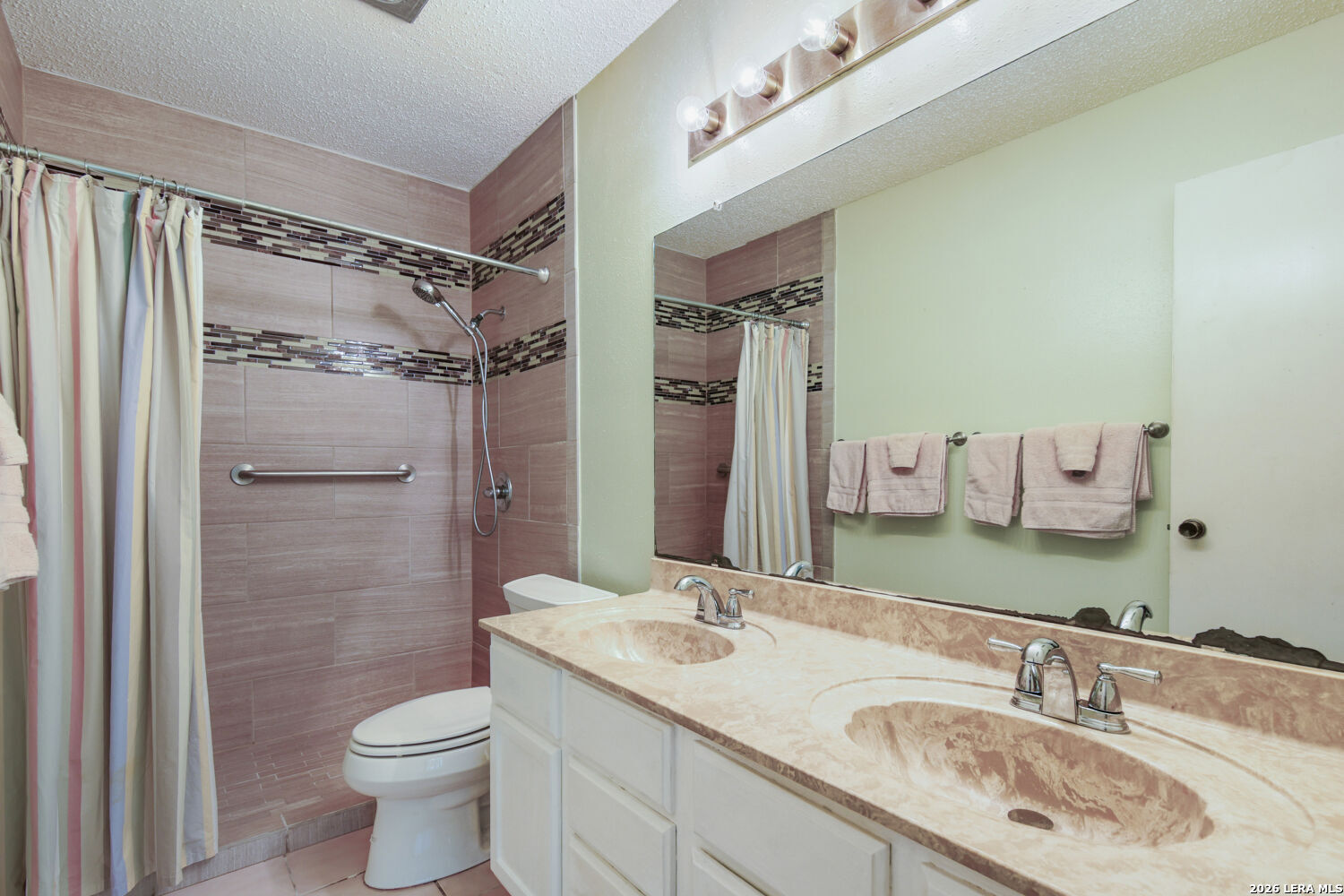 8201 Rimline Drive San Antonio TX 78251