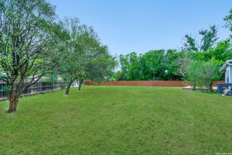 8201 Rimline Drive San Antonio TX 78251