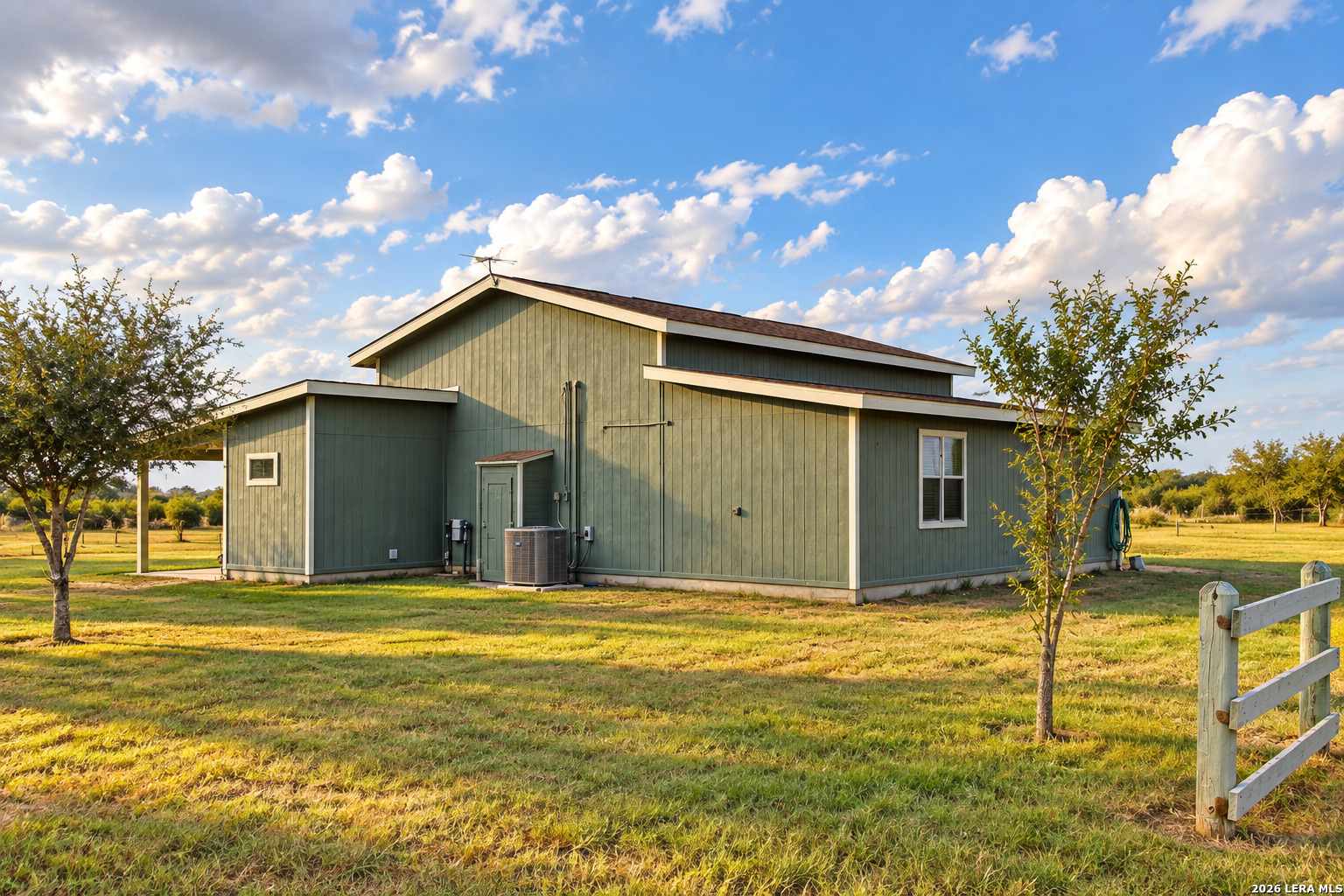 384 County Road 156 Kenedy TX 78119