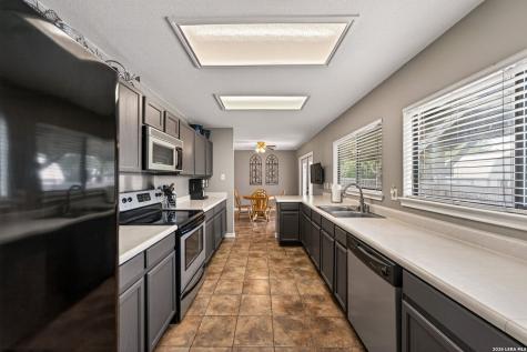 3308 Baldwin Park Schertz TX 78154