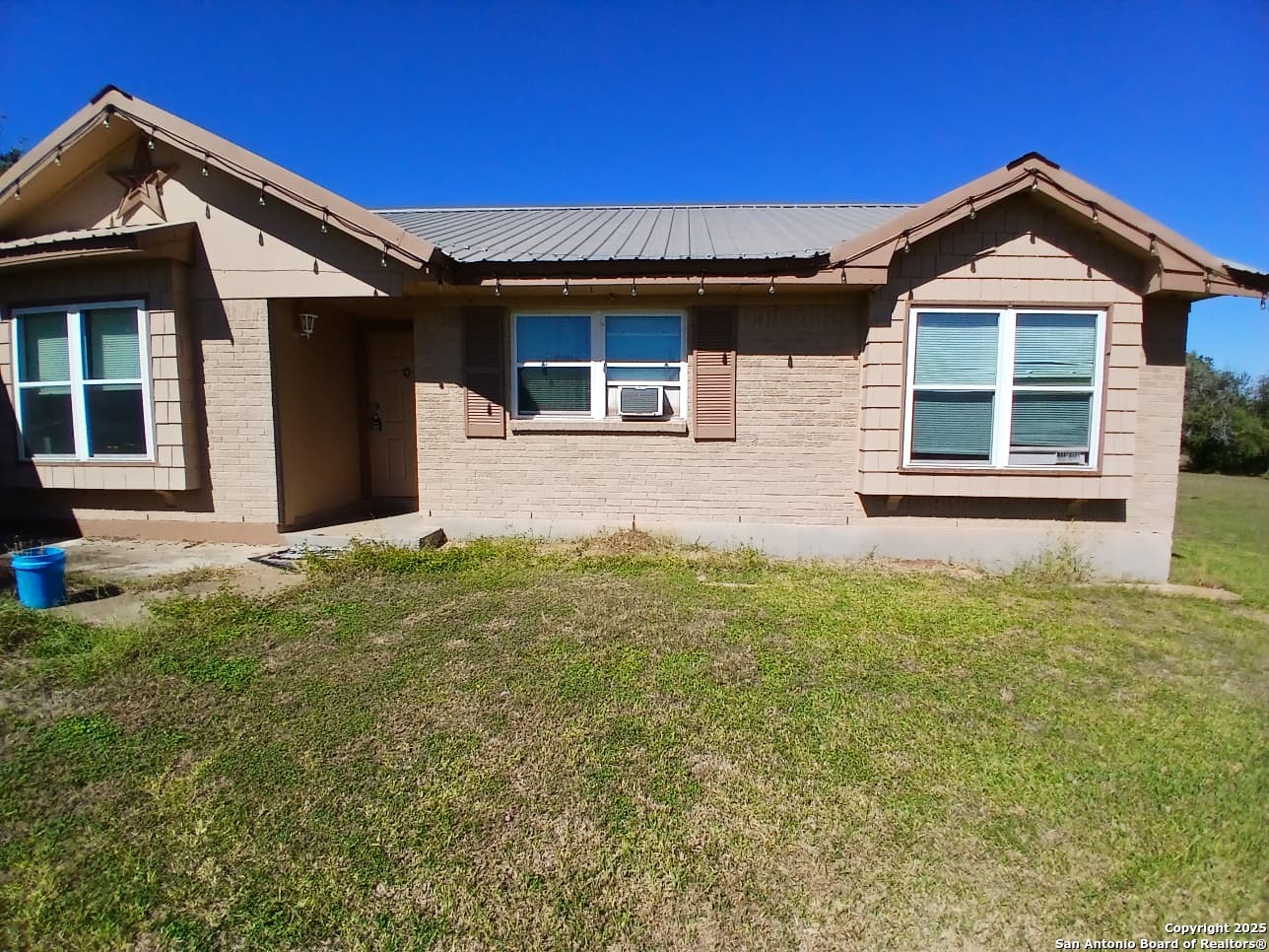 706 Thomaston River Road Cuero TX 77954