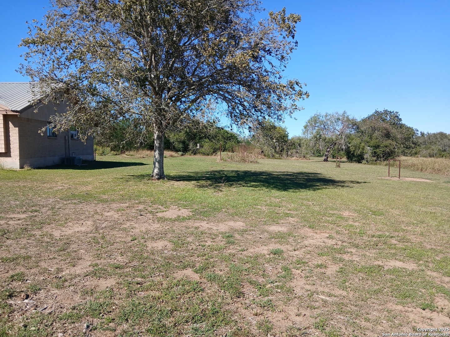 706 Thomaston River Road Cuero TX 77954