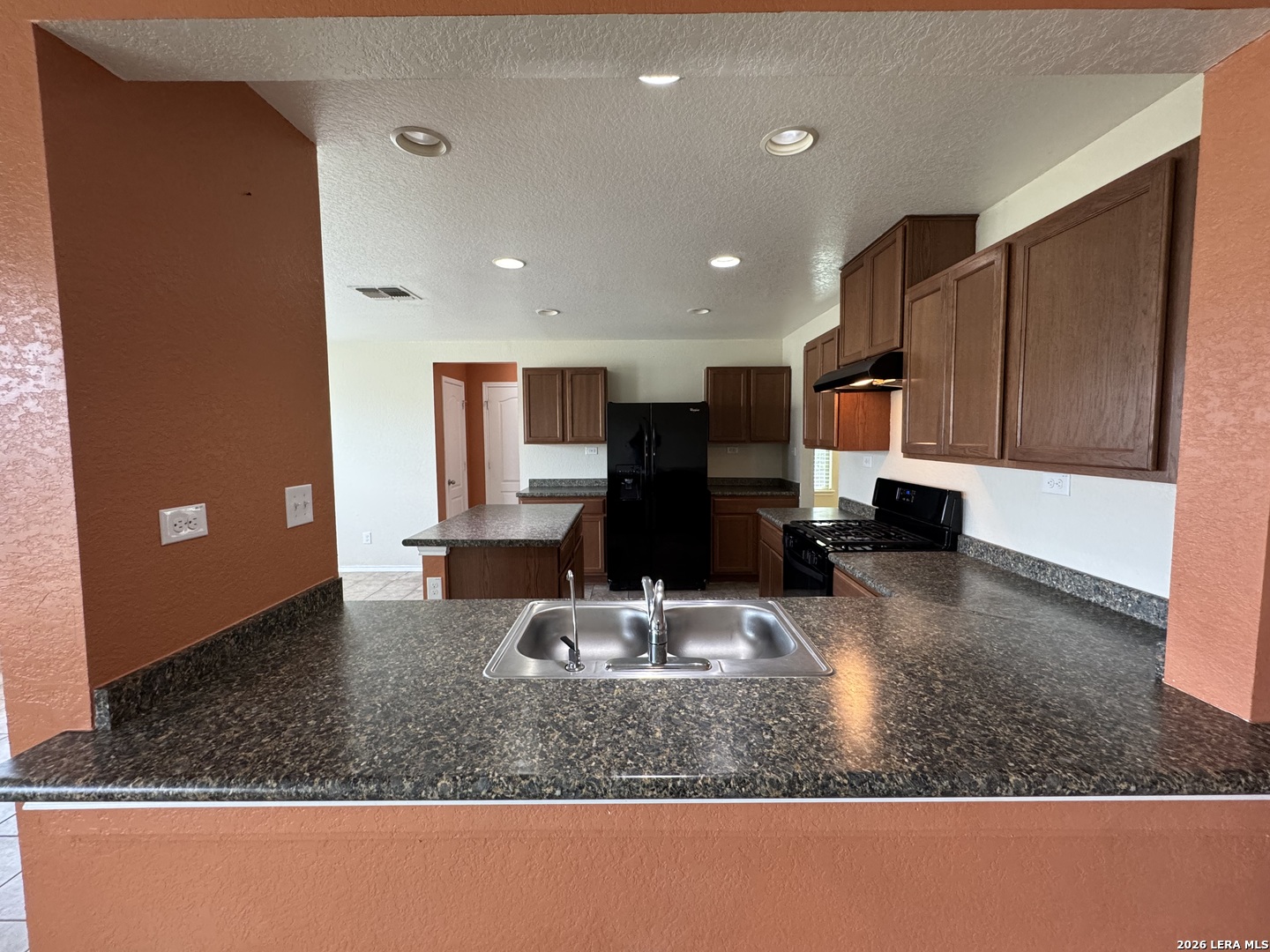 9027 Summit Lake San Antonio TX 78245