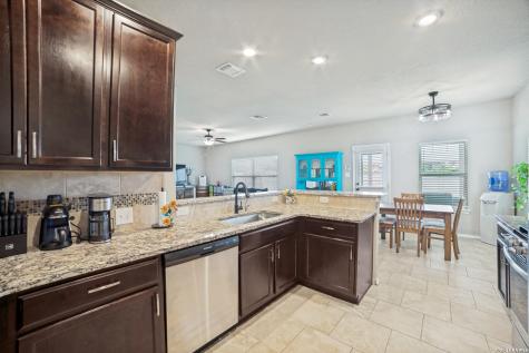 132 Hunters Ranch W San Antonio TX 78253
