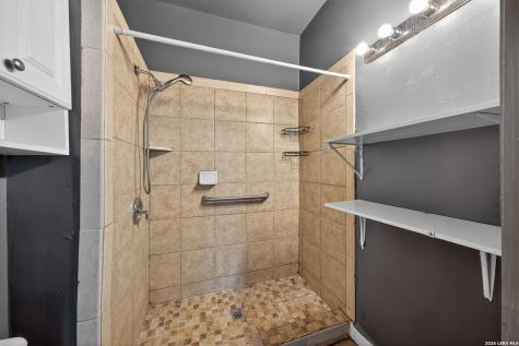 807 Eldorado San Antonio TX 78225