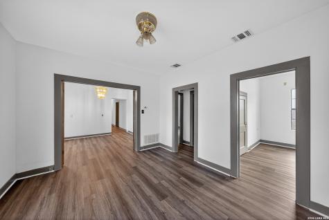807 Eldorado San Antonio TX 78225