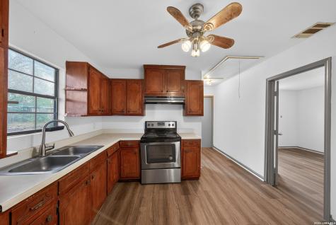 807 Eldorado San Antonio TX 78225