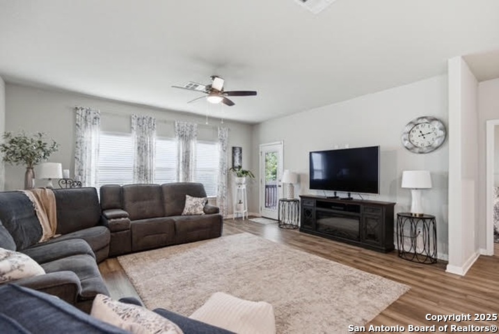 232 Colebrook Way Cibolo TX 78108